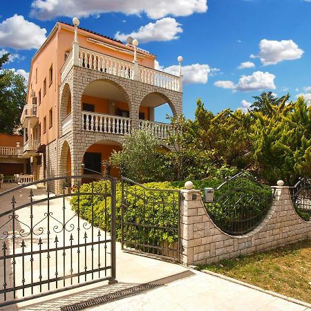 באניולה Apartments Drago 2039 מראה חיצוני תמונה