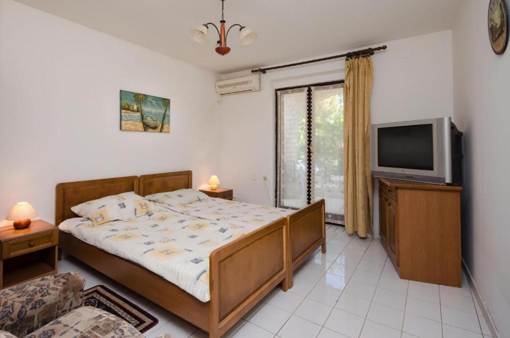 באניולה Apartments Drago 2039 מראה חיצוני תמונה