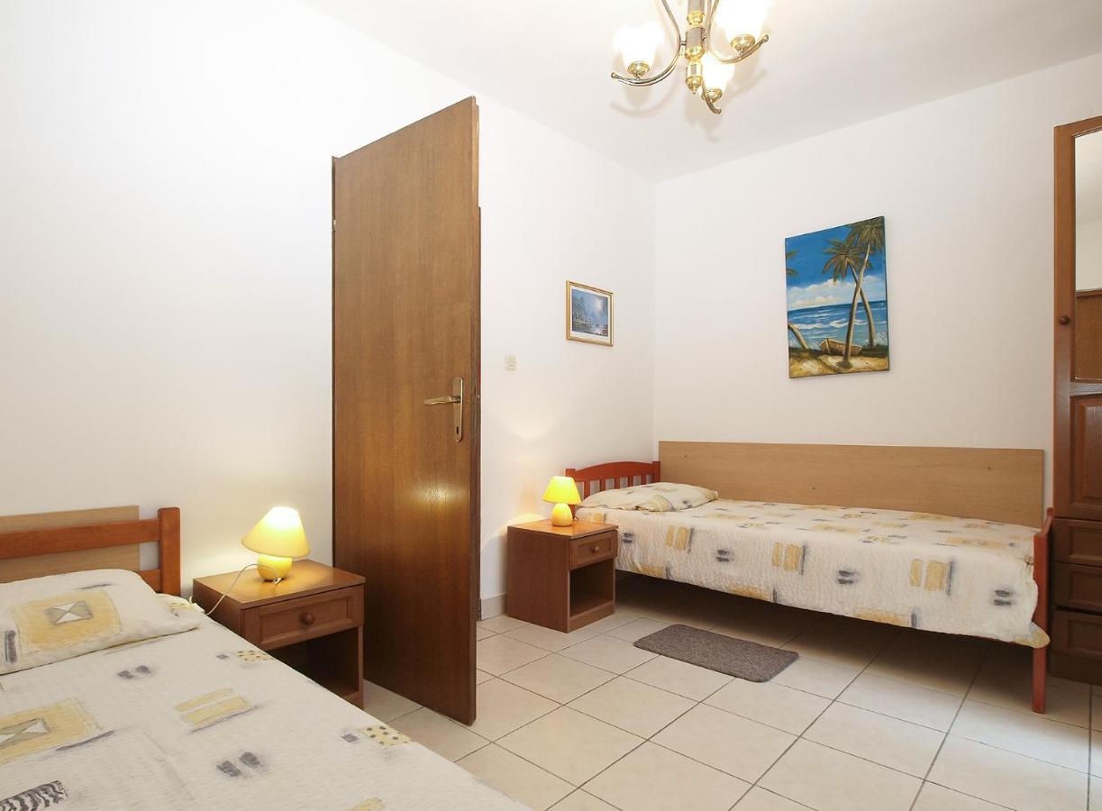 באניולה Apartments Drago 2039 מראה חיצוני תמונה