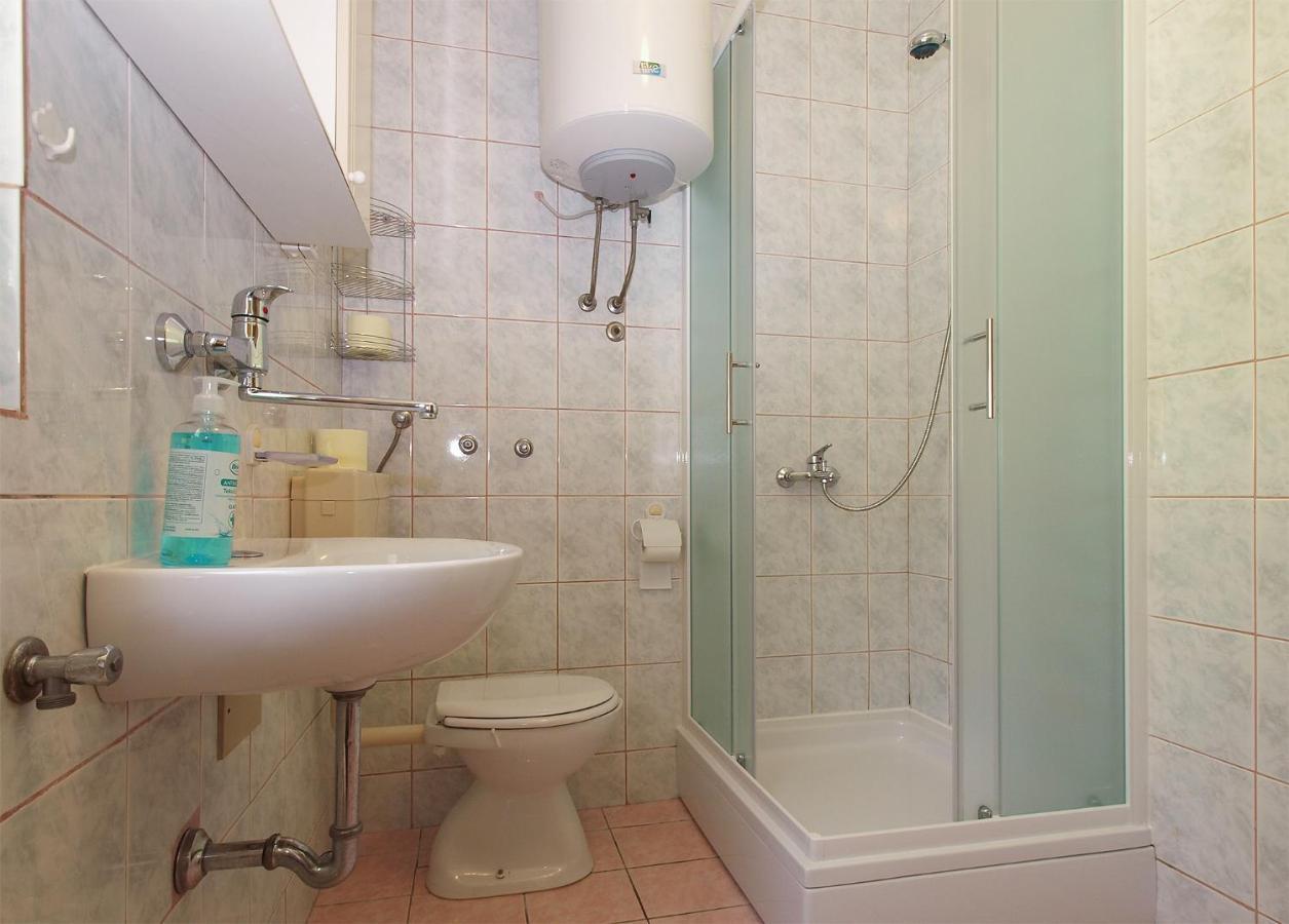 באניולה Apartments Drago 2039 מראה חיצוני תמונה