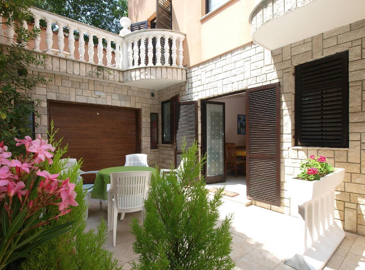 באניולה Apartments Drago 2039 מראה חיצוני תמונה